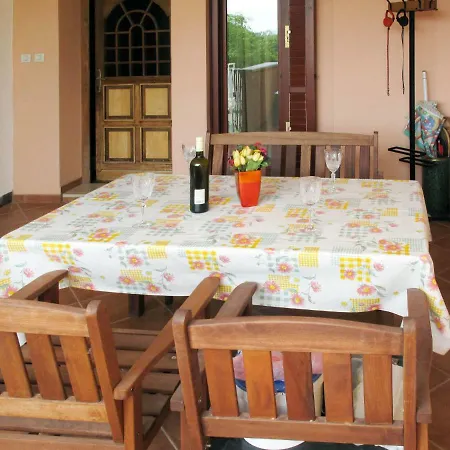 Apartment Haus Lori 150s *