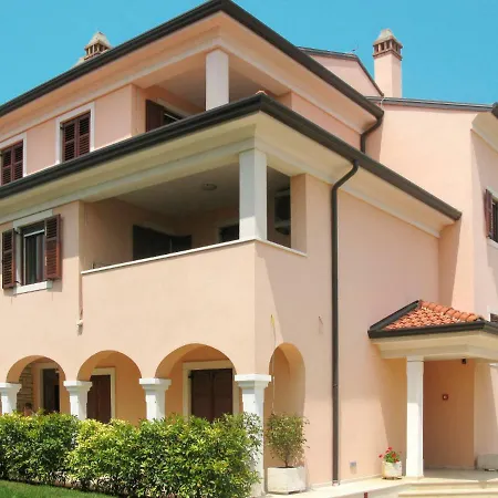 Haus Lori 150s Apartment